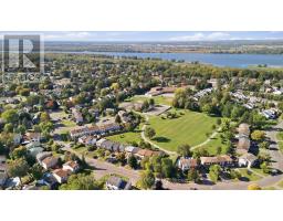 909 Lawnsberry Drive, Ottawa, ON K1E1Y2 Photo 41
