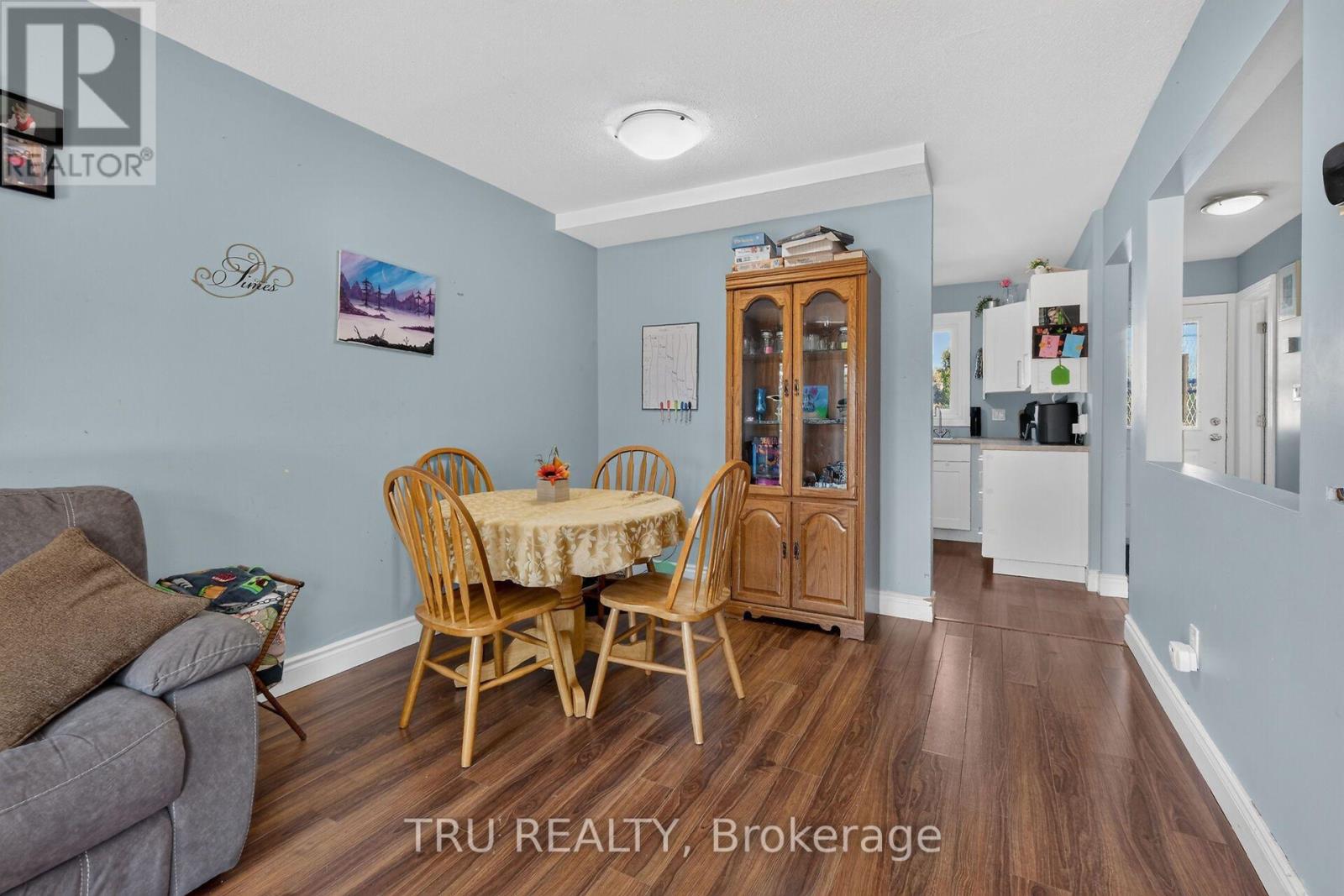 369 MOCKINGBIRD DRIVE - 14