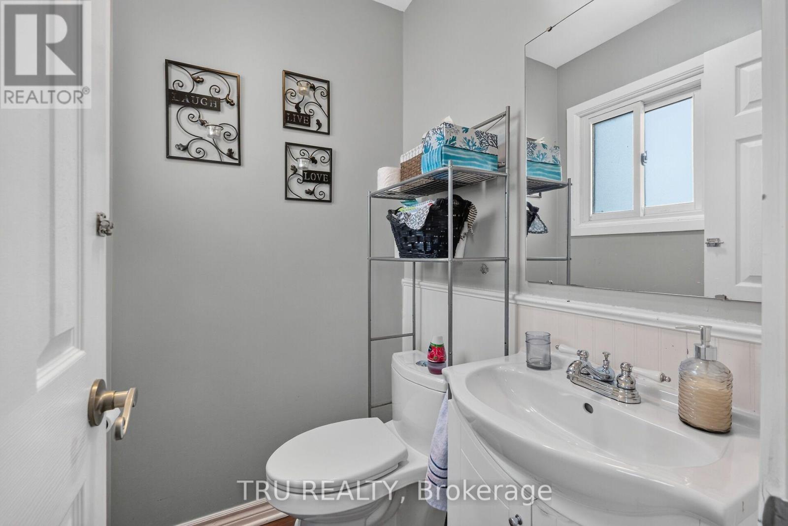 369 MOCKINGBIRD DRIVE - 23