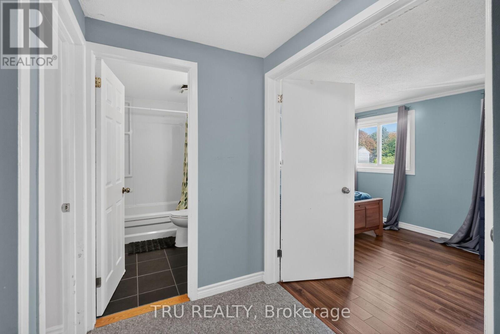 369 MOCKINGBIRD DRIVE - 24