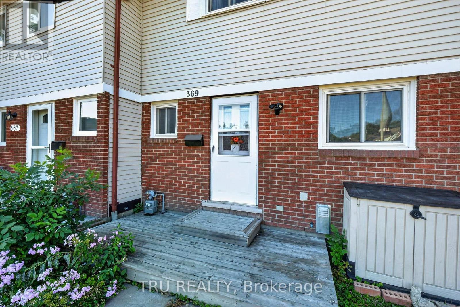 369 MOCKINGBIRD DRIVE - 3