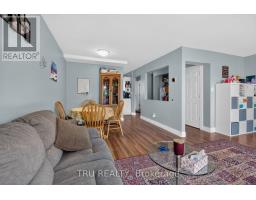 369 Mockingbird Drive, Ottawa, ON K1E2A6 Photo 9