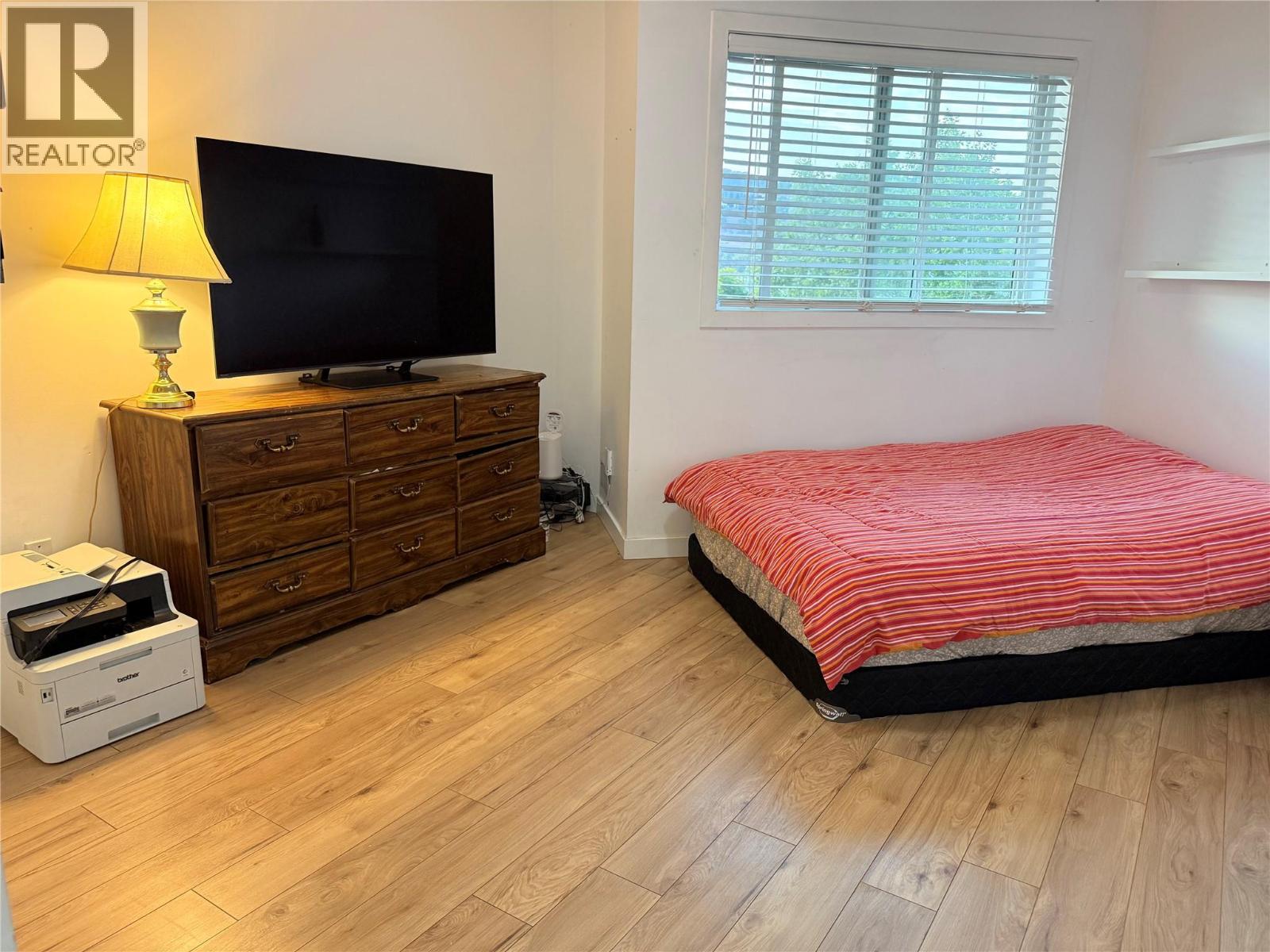 #406 135 Ziprick Road - 42