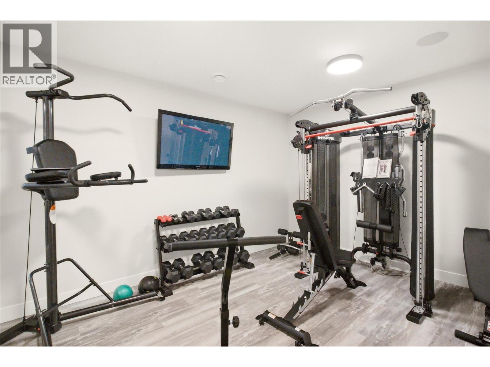 3 1675 Willow Crescent, Kelowna