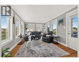77 Crawford, photo 10