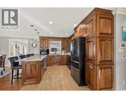 77 Crawford, photo 4