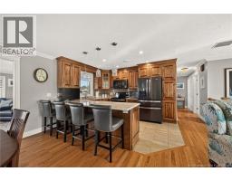 77 Crawford, photo 5