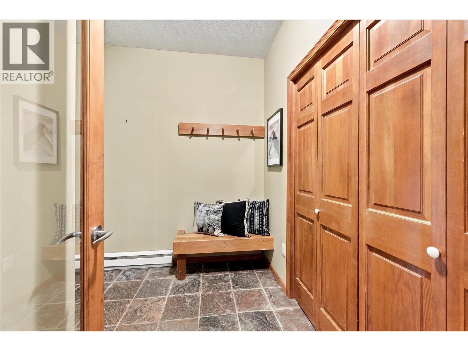 #103 3300 PTARMIGAN Place, Whistler, British Columbia, V8E0V5, Whistler, British Columbia — photo 3 of 5