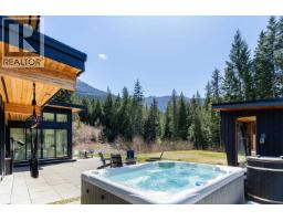 9149 Wedge Creek Rise, Whistler, BC V8E1M1 Photo 33