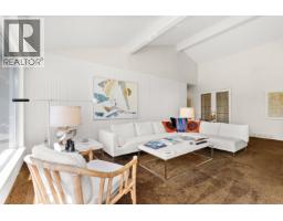 4211 Rockridge Crescent, West Vancouver, BC V7W1A9 Photo 15