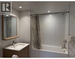 5f 9888 University Crescent, Burnaby, BC V5A0G4 Photo 8
