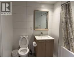 5f 9888 University Crescent, Burnaby, BC V5A0G4 Photo 9