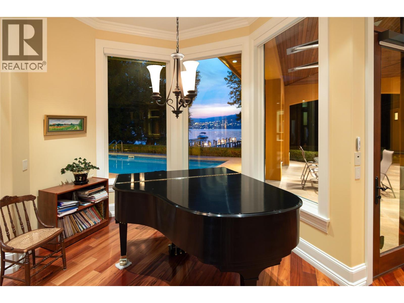 4388 HOBSON Road, Kelowna