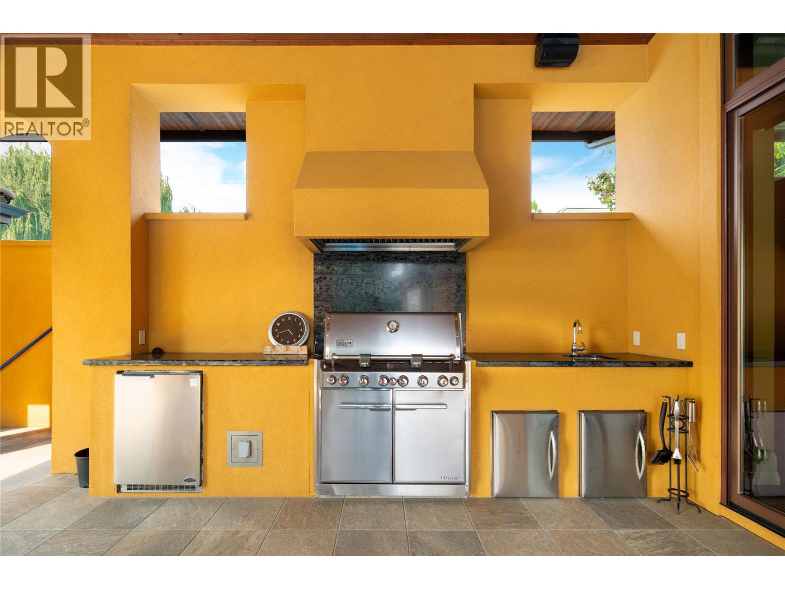 4388 HOBSON Road, Kelowna