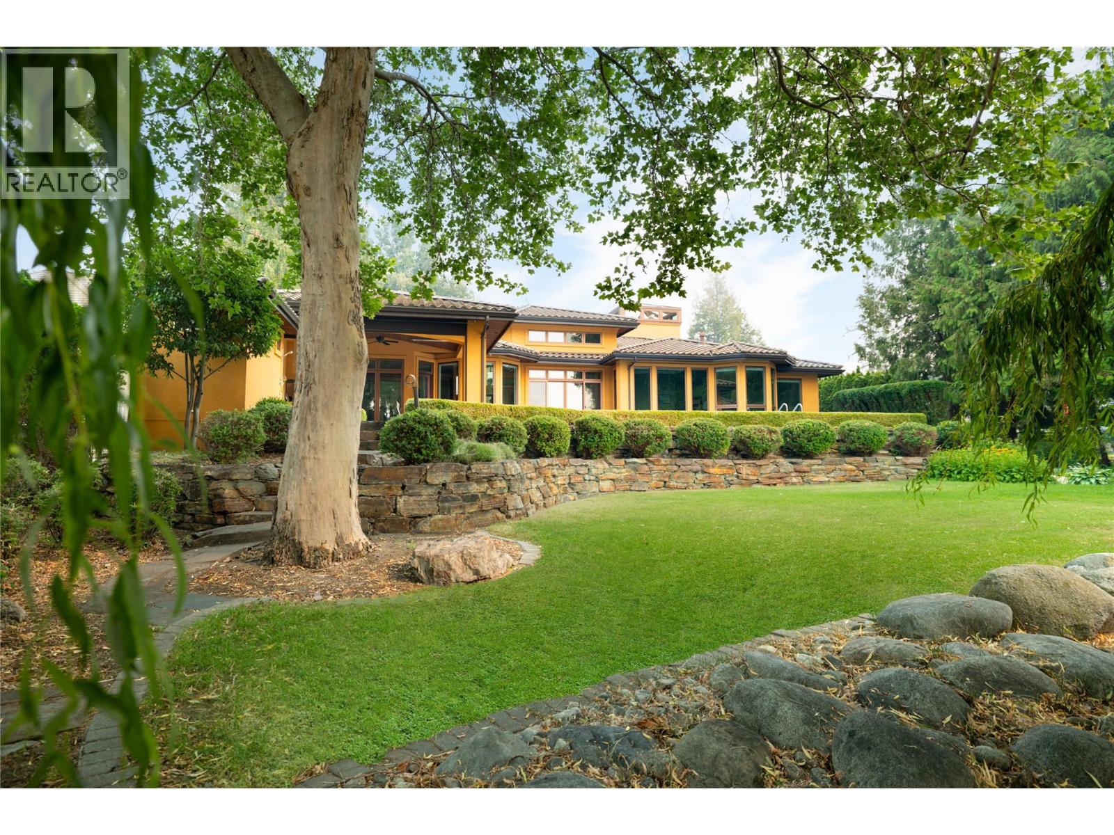 4388 HOBSON Road, Kelowna