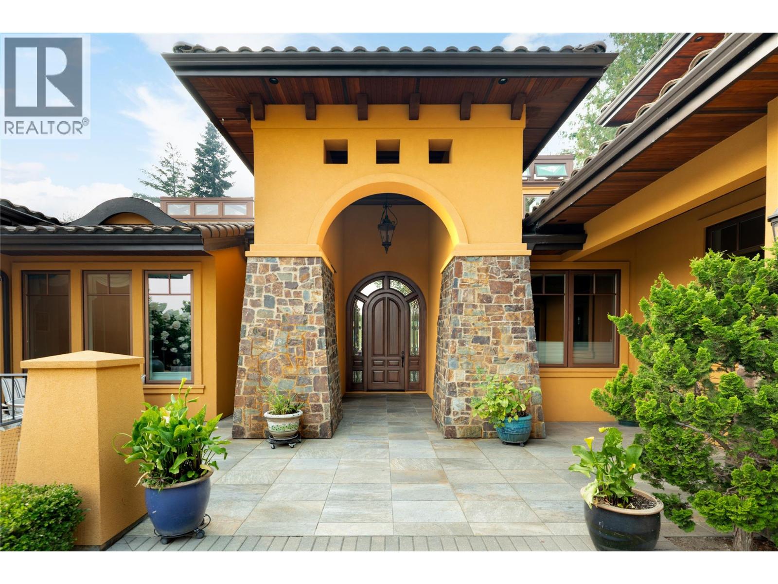 4388 HOBSON Road, Kelowna