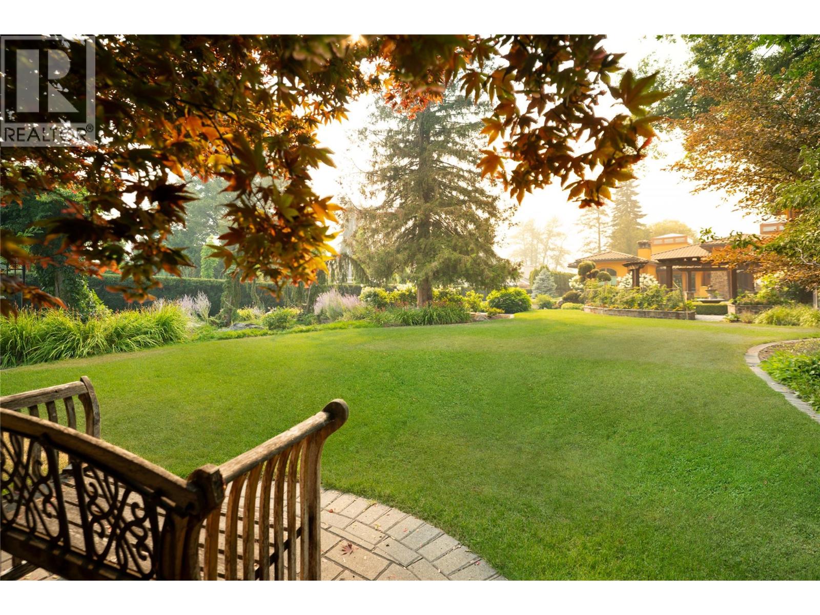 4388 HOBSON Road, Kelowna