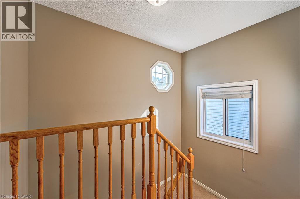 47 HILLTOP Drive - Image 19