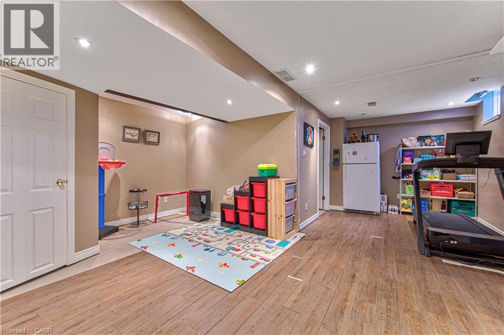 47 HILLTOP Drive - Image 27