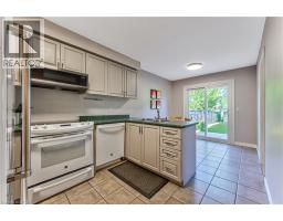 47 Hilltop Drive, Ayr, ON N0B1E0 Photo 13