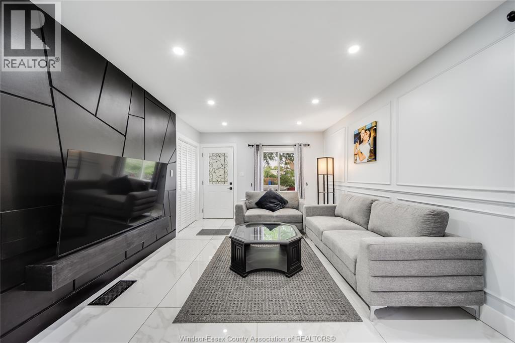 629 STANLEY STREET - 5