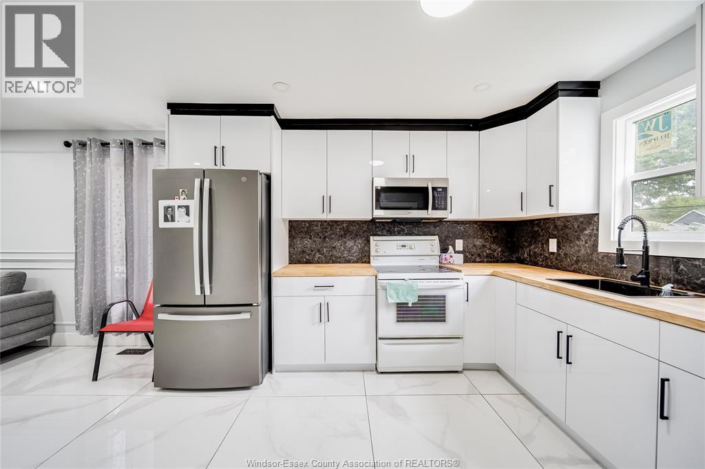 629 STANLEY STREET - 12