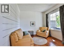 937 10 Street S - photo 5