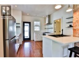 937 10 Street S - photo 9