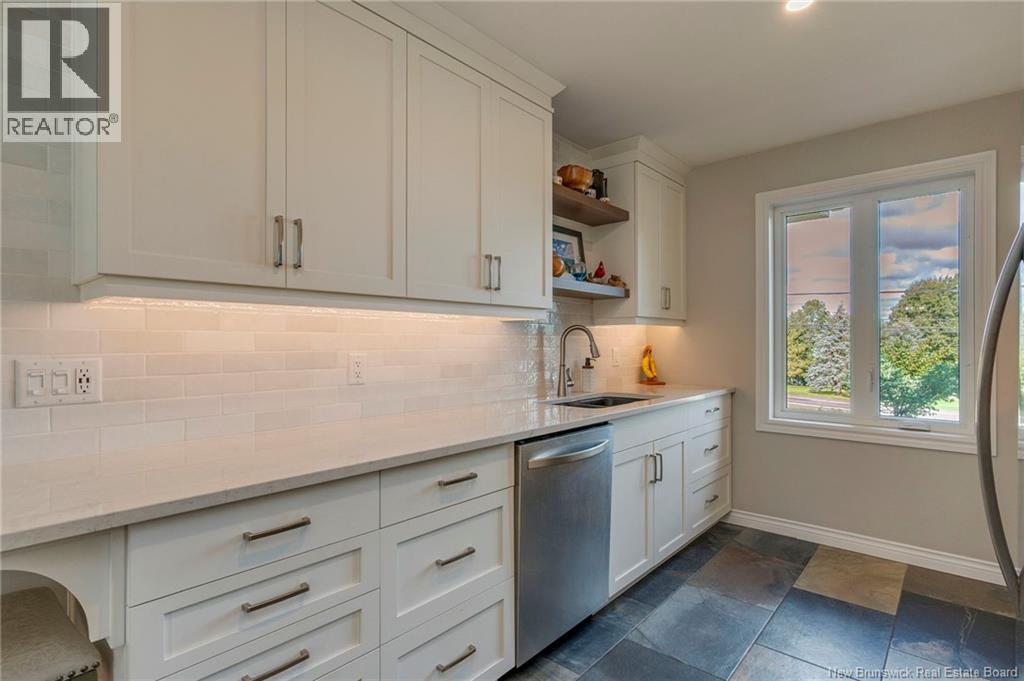928 Coverdale Road - 15