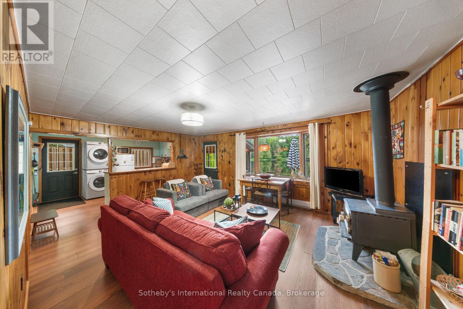 1054 KEYSBURY DRIVE - 22