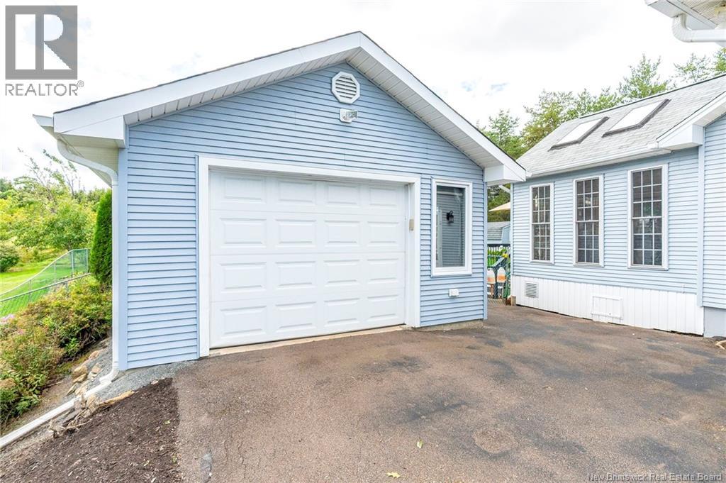 928 Coverdale Road - 50