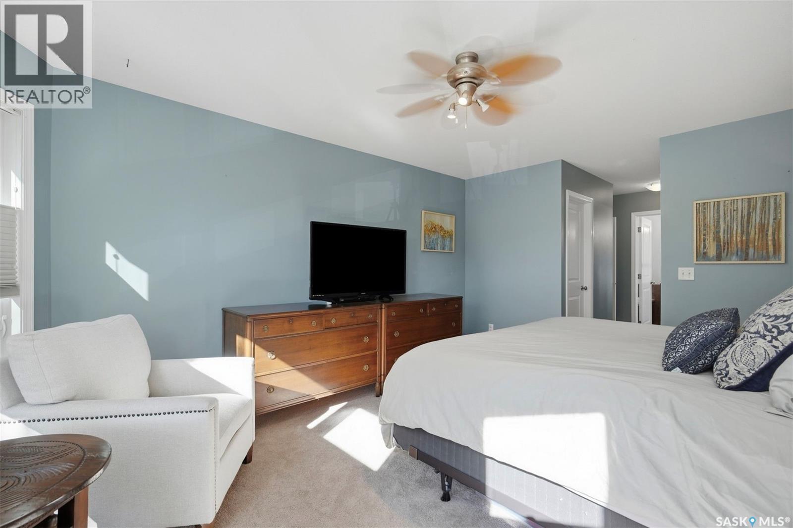 1115 6th STREET E - Image 16