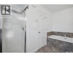 1115 6th Street E, Saskatoon, SK S7H1E4 Photo 19