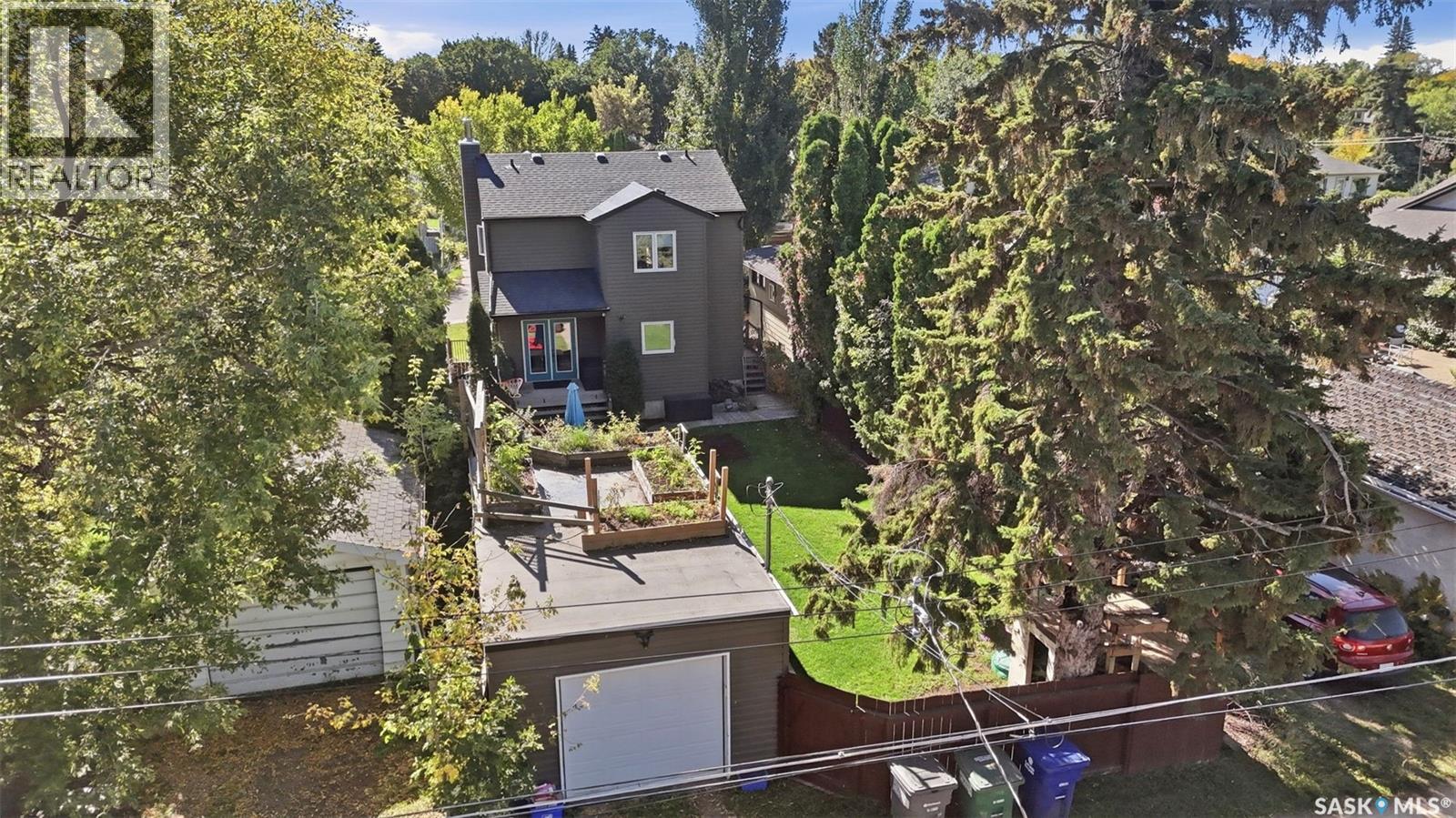 1115 6th STREET E - Image 44