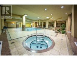 402 - 736 Bay Street, Toronto, ON M5G1N6 Photo 7