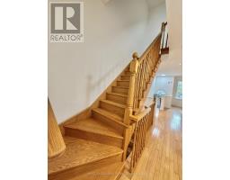 32d Oxford Street, Toronto, ON M5T1N9 Photo 11