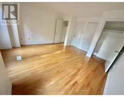 32d Oxford Street, Toronto, ON M5T1N9 Photo 13