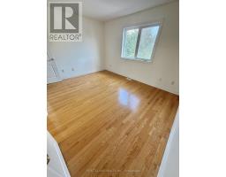 32d Oxford Street, Toronto, ON M5T1N9 Photo 16
