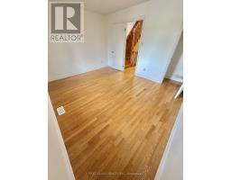 32d Oxford Street, Toronto, ON M5T1N9 Photo 17