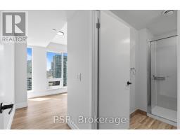 1910 - 203 Jarvis Street, Toronto, ON M5B0E7 Photo 9