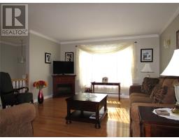 20 Winsor Street thumbnail 2