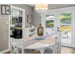 Entrance - 3645 Sunrise Pl, Nanaimo, BC V9T2S7 Photo 11
