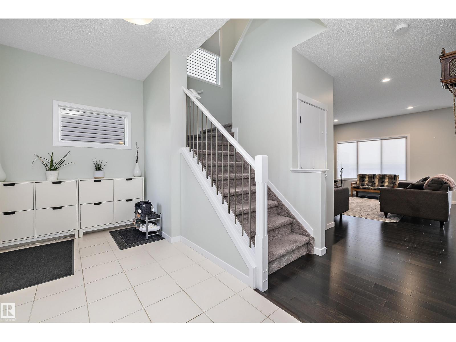 2927 11 ST NW - 6