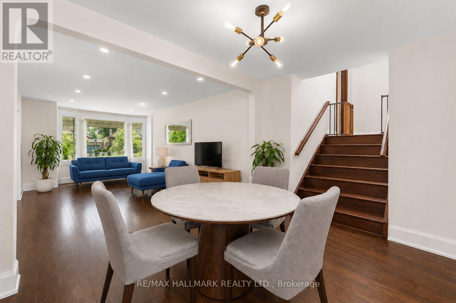 Photo of 8 DAVIES CRESCENT