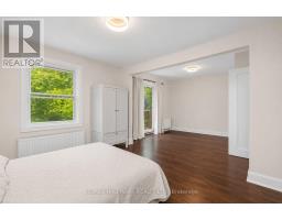 8 Davies Crescent, Toronto, ON M4J2X5 Photo 11
