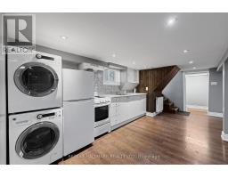 8 Davies Crescent, Toronto, ON M4J2X5 Photo 19