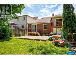 8 Davies Crescent, Toronto, ON M4J2X5 Photo 33