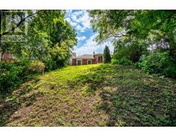 8 Davies Crescent, Toronto, ON M4J2X5 Photo 36