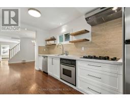 82 Rushbrooke Avenue, Toronto, ON M4M3A9 Photo 11