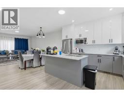 107 Corner Meadows Square NE - photo 18